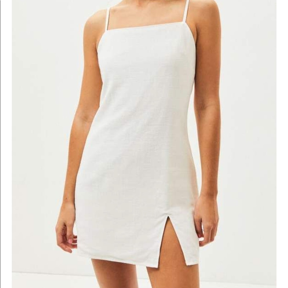 Lottie Miss white mini dress with slit